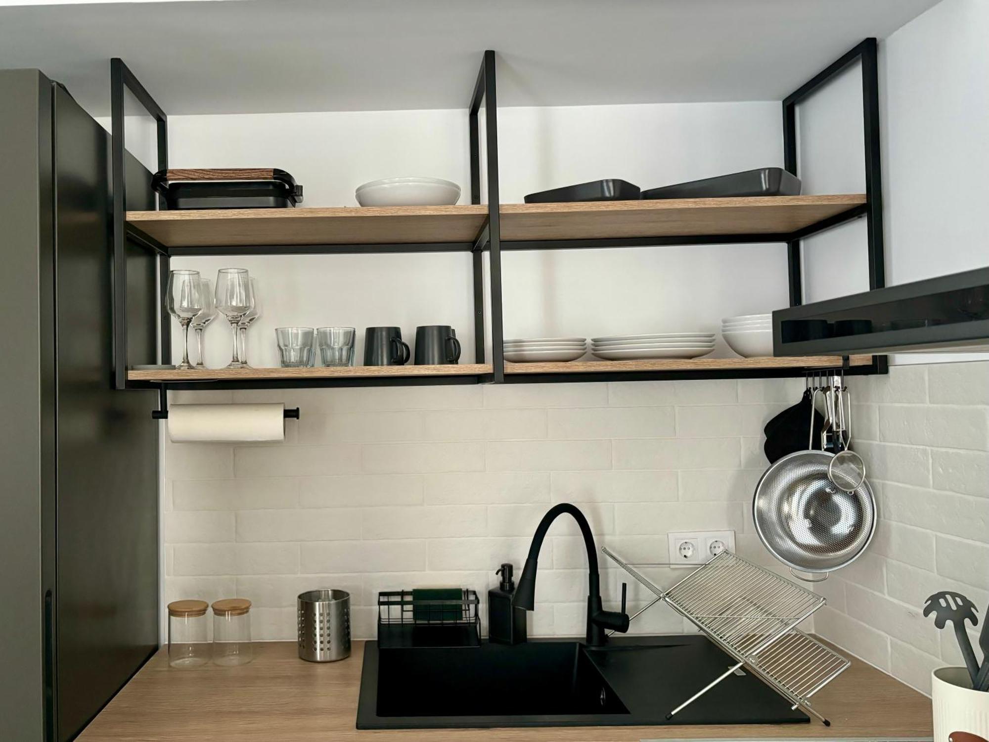 Industrial Loft Comfort Living Heraklion  Bagian luar foto
