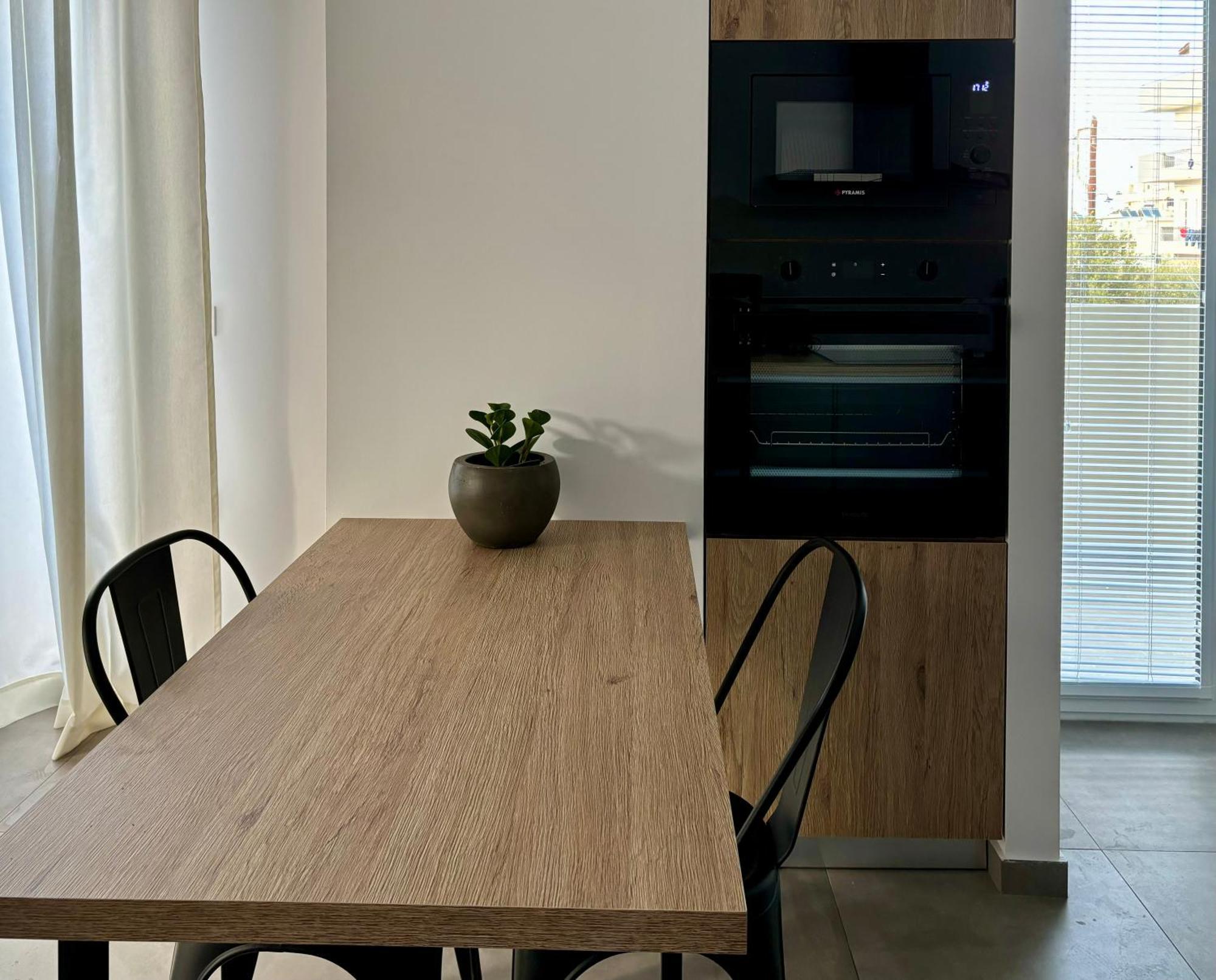 Industrial Loft Comfort Living Heraklion  Bagian luar foto